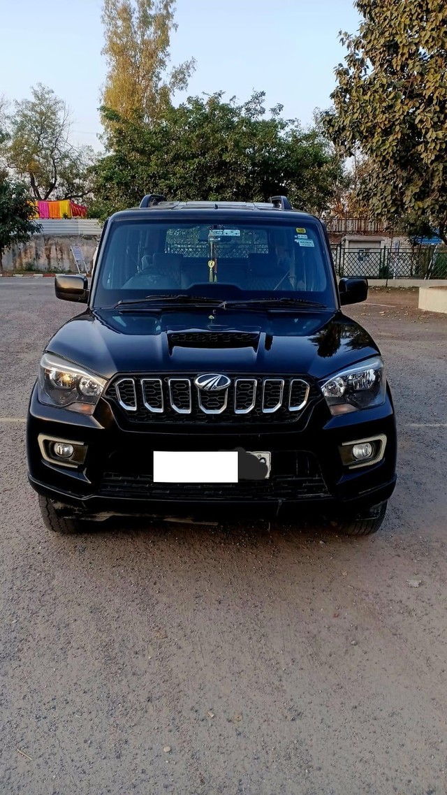 Second-hand 2021 Mahindra Scorpio S5 for sale in New Delhi-0