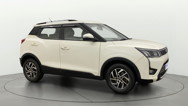 Second-hand 2022 Mahindra XUV300 W8 Diesel Sunroof BSVI for sale in Faridabad-0