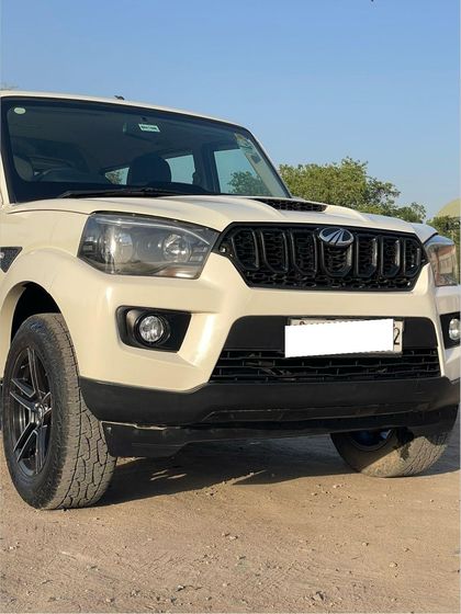 2019 Mahindra Scorpio S5 BSIV