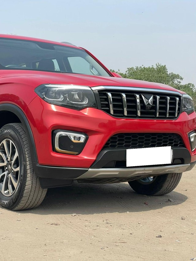 Second-hand 2024 Mahindra Scorpio N Z8 Diesel 4x4 AT for sale in New Delhi-0