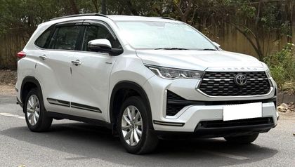 2023 Toyota Innova Hycross VX 7STR Hybrid