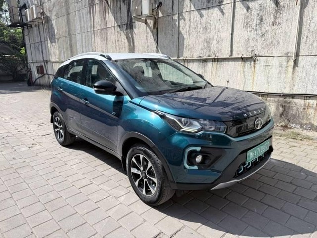 Tata Nexon EV XZ Plus - Photo 5