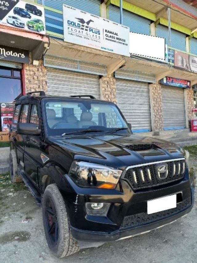 Mahindra Scorpio 1.99 S10 Second-hand 2016 Mahindra Scorpio 1.99 S10 for sale in Srinagar