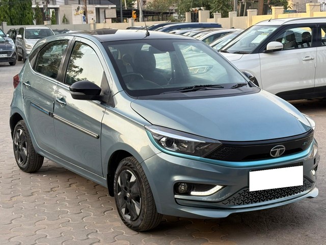 Tata Tiago EV XZ Plus LR - Photo 2