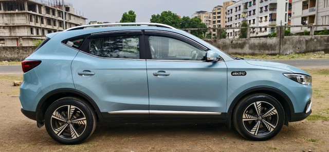 MG ZS EV Exclusive - Photo 3