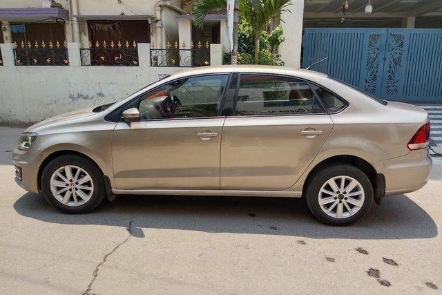 Volkswagen Vento 1.5 TDI Highline AT Second-hand 2016 Volkswagen Vento 1.5 TDI Highline AT for sale in Hyderabad