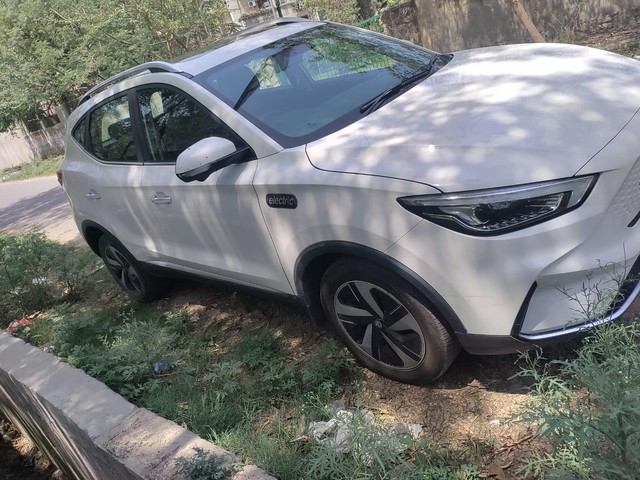 MG ZS EV Exclusive - Photo 3