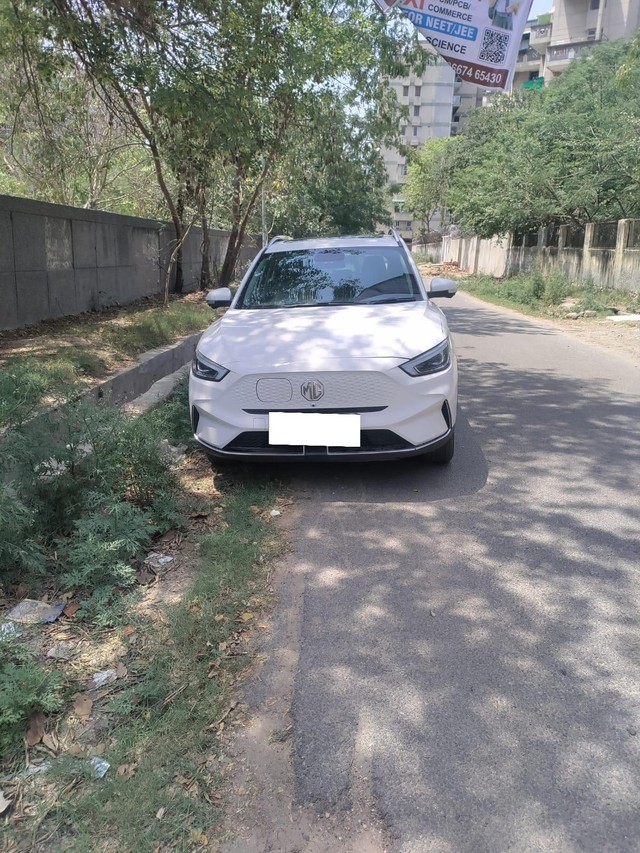 MG ZS EV Exclusive - Photo 2