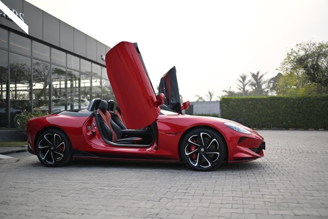 MG Cyberster GT - Photo 5