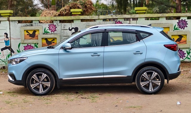 MG ZS EV Exclusive - Photo 7