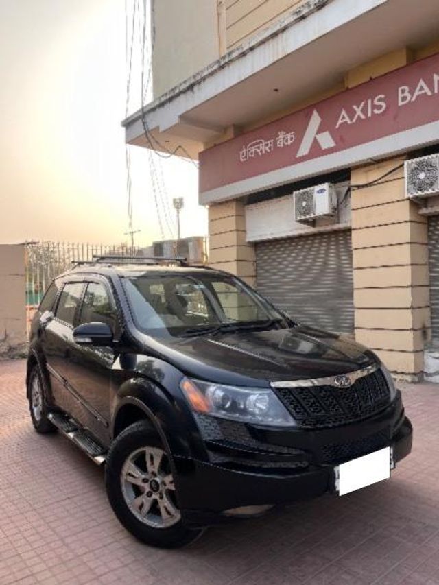 Second-hand 2014 Mahindra XUV500 Sportz for sale in Jaipur
