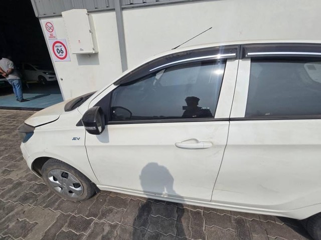 Tata Tiago EV XT LR - Photo 2