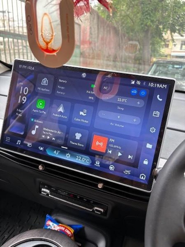 MG Windsor EV Essence - Photo 3