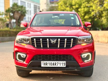 2023 Mahindra Scorpio N Z4