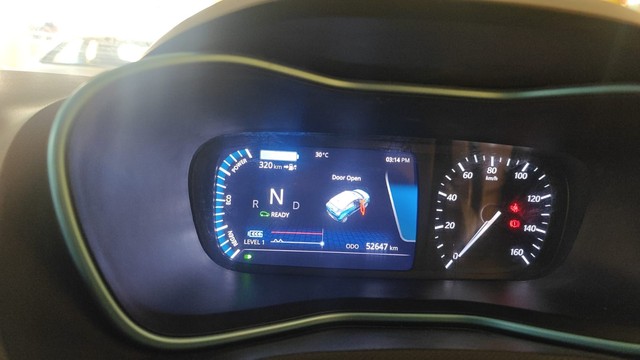 Tata Nexon EV XZ Plus - Photo 5
