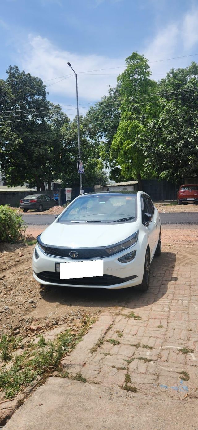 Tata Altroz XZ Diesel Second-hand 2023 Tata Altroz XZ Diesel for sale in Ghaziabad
