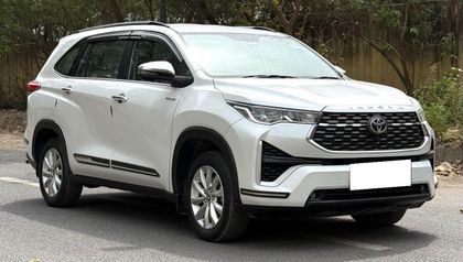 2024 Toyota Innova Hycross VX(O) 7STR Hybrid