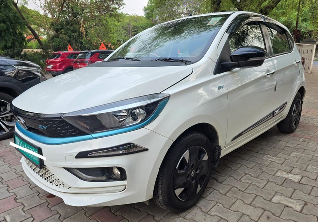 Tata Tiago EV XZ Plus LR - Photo 8