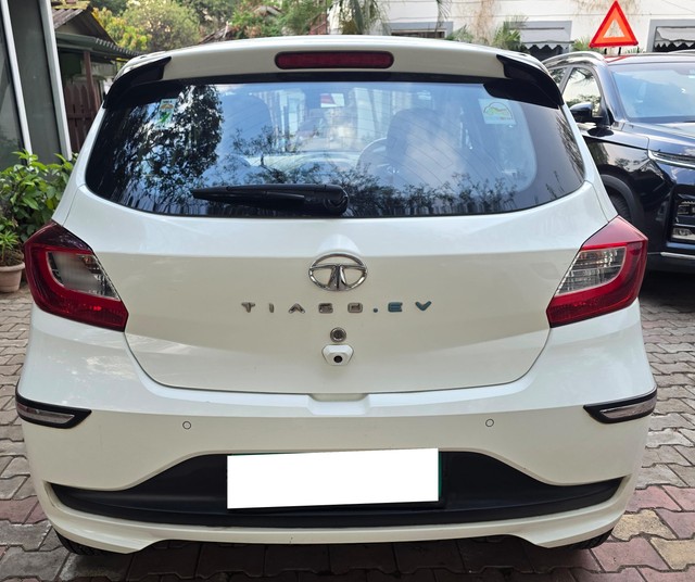 Tata Tiago EV XZ Plus LR - Photo 5