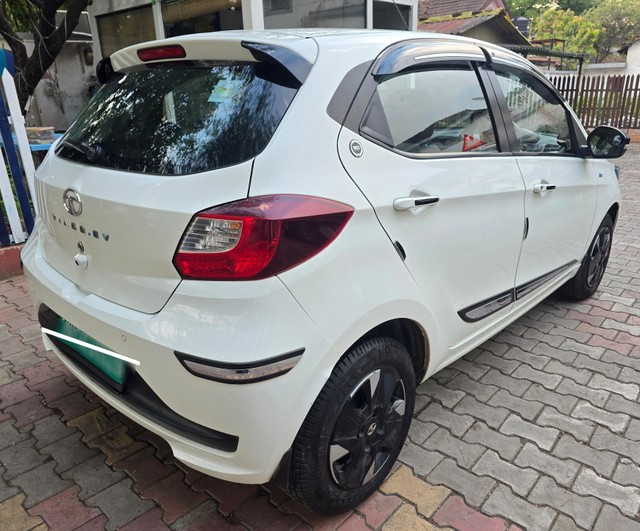 Tata Tiago EV XZ Plus LR - Photo 4