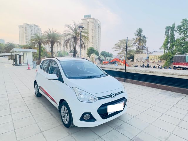 Hyundai Grand i10 Sportz Celebration Edition Second-hand 2016 Hyundai Grand i10 Sportz Celebration Edition for sale in Bangalore