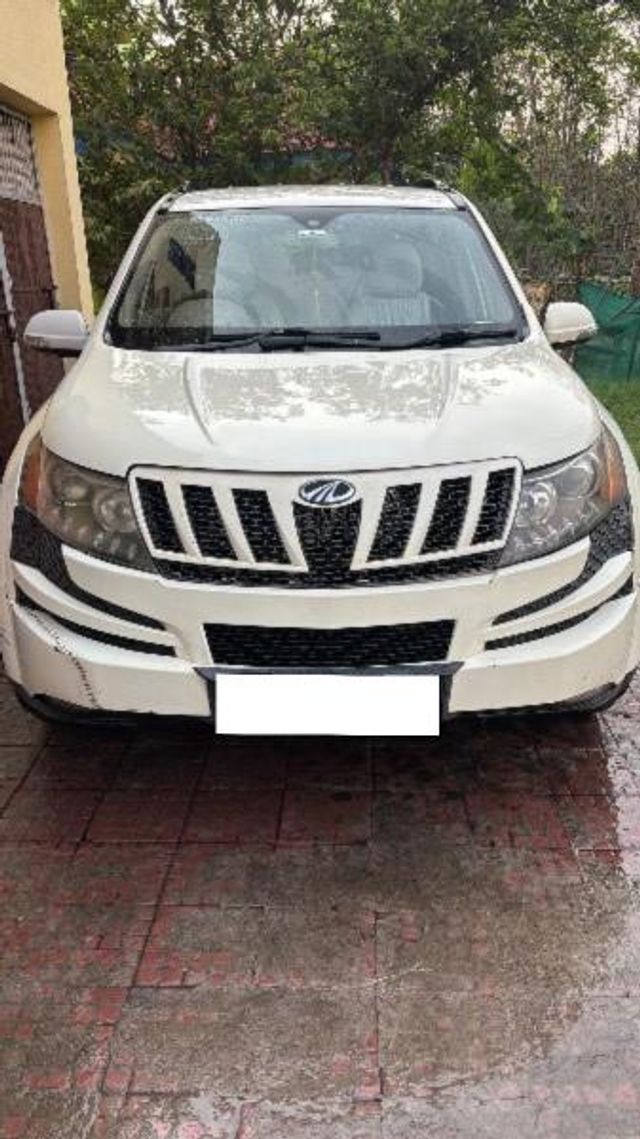 Mahindra XUV500 W8 FWD Second-hand 2012 Mahindra XUV500 W8 FWD for sale in Angul