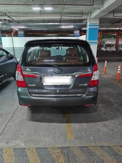 Used 2.5 G (Diesel) 7 Seater BS IV