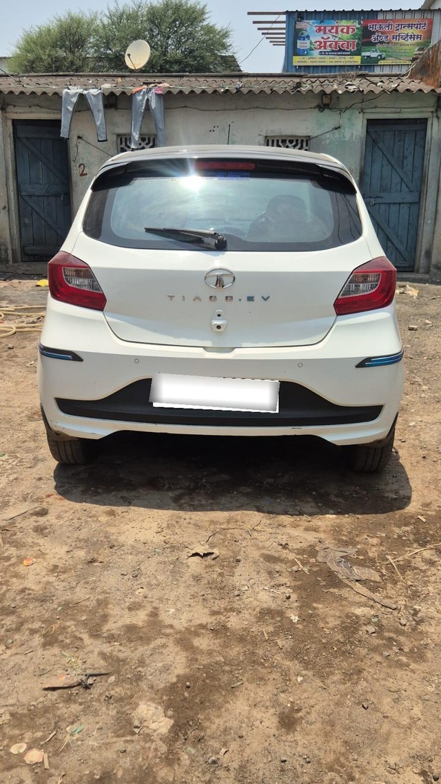 Tata Tiago EV XZ Plus Tech LUX LR ACFC - Photo 3