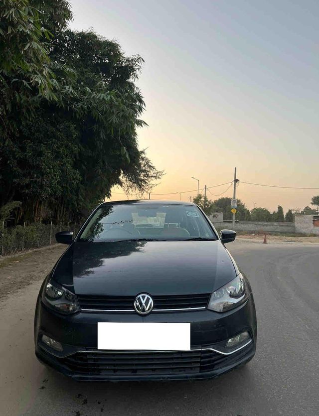 Volkswagen Polo 1.5 TDI Highline Second-hand 2014 Volkswagen Polo 1.5 TDI Highline for sale in Jaipur