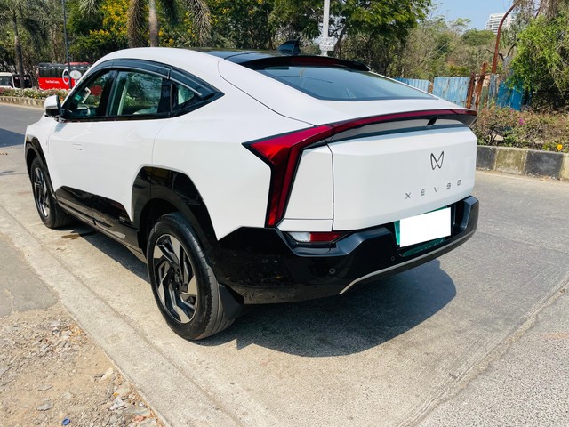 Mahindra XEV 9e Pack Three Select 11.2kw Charger - Photo 4