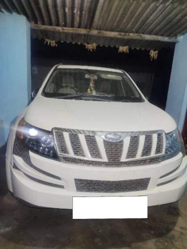 Mahindra XUV500 W8 FWD Second-hand 2012 Mahindra XUV500 W8 FWD for sale in Surguja