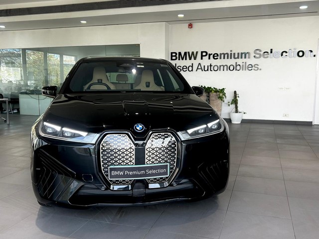 BMW iX xDrive50 - Photo 3