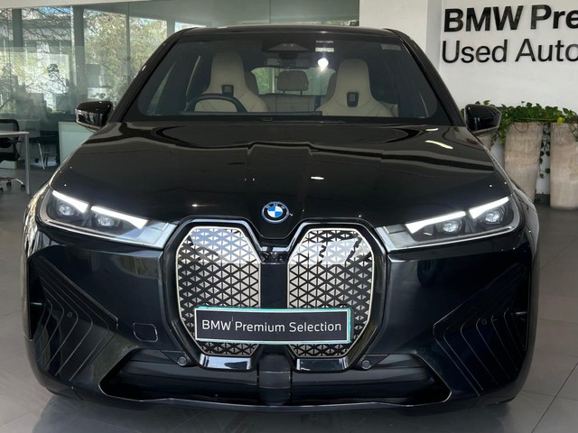 BMW iX xDrive50 - Photo 2