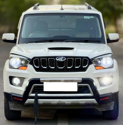 2022 Mahindra Scorpio S5