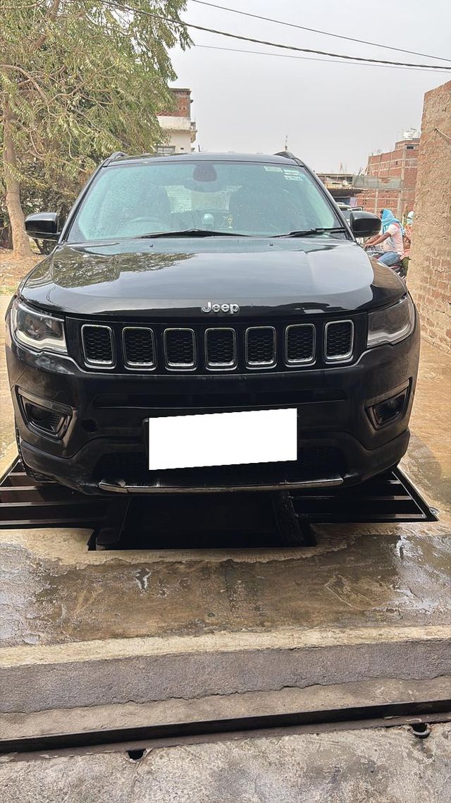 Jeep Compass 2.0 Longitude BSIV Second-hand 2017 Jeep Compass 2.0 Longitude BSIV for sale in Patna