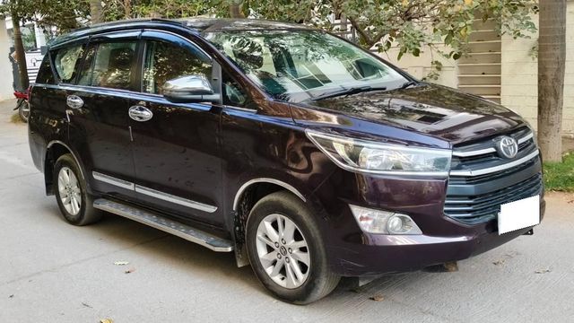 Toyota Innova Crysta 2.4 G MT BSIV Second-hand 2017 Toyota Innova Crysta 2.4 G MT BSIV for sale in Mahbubnagar