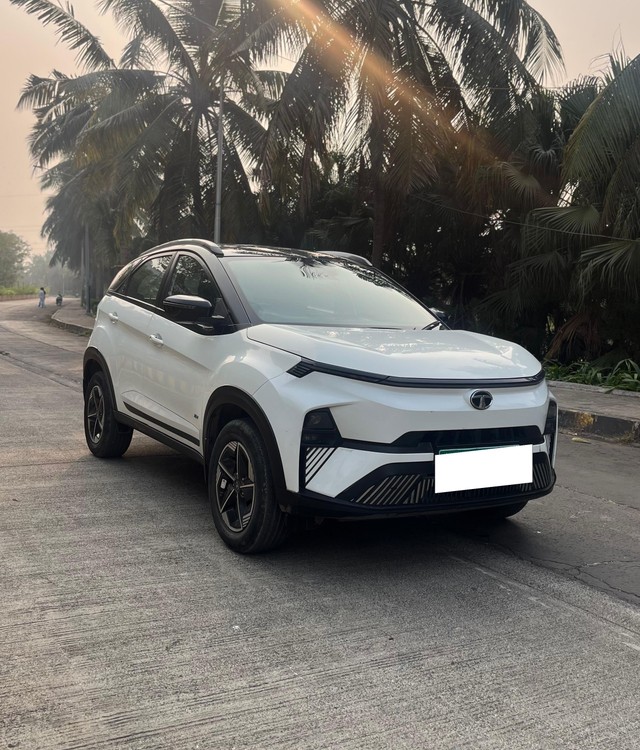 Tata Nexon EV Fearless MR - Photo 2