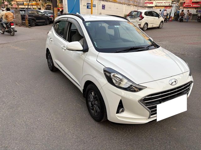 Hyundai Grand i10 Nios Sportz CNG Second-hand 2022 Hyundai Grand i10 Nios Sportz CNG for sale in New Delhi