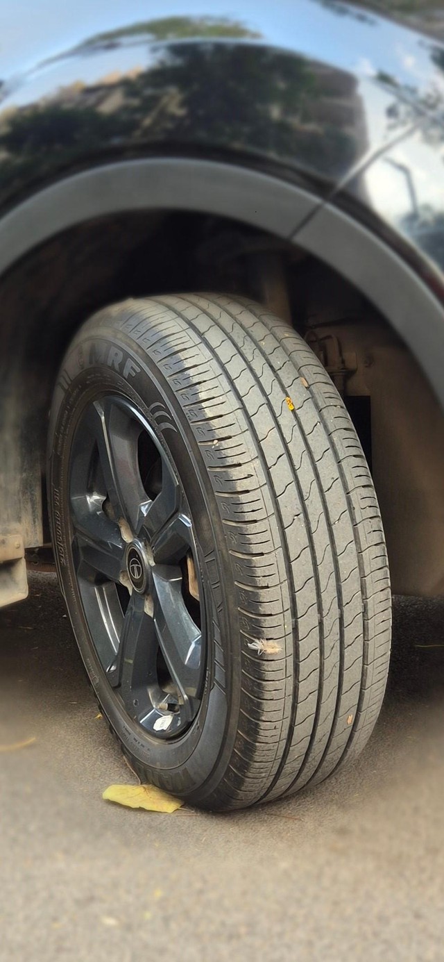 Tata Nexon EV XZ Plus Dark Edition - Photo 8