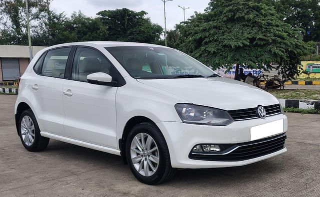 Volkswagen Polo 1.2 MPI Highline Second-hand 2016 Volkswagen Polo 1.2 MPI Highline for sale in Nashik