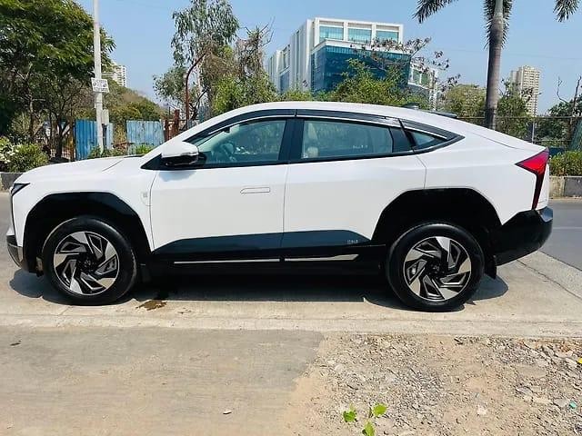 Mahindra XEV 9e Pack Three Select 11.2kw Charger - Photo 4