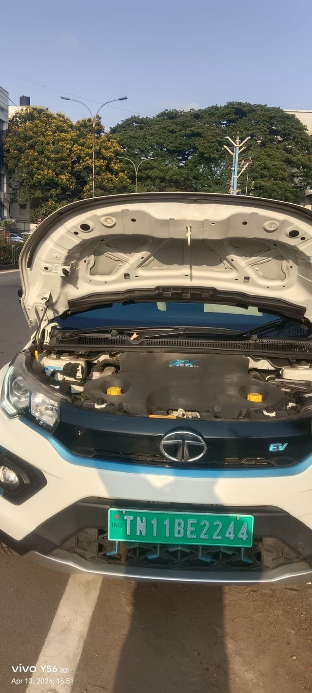 Tata Nexon EV XM - Photo 5