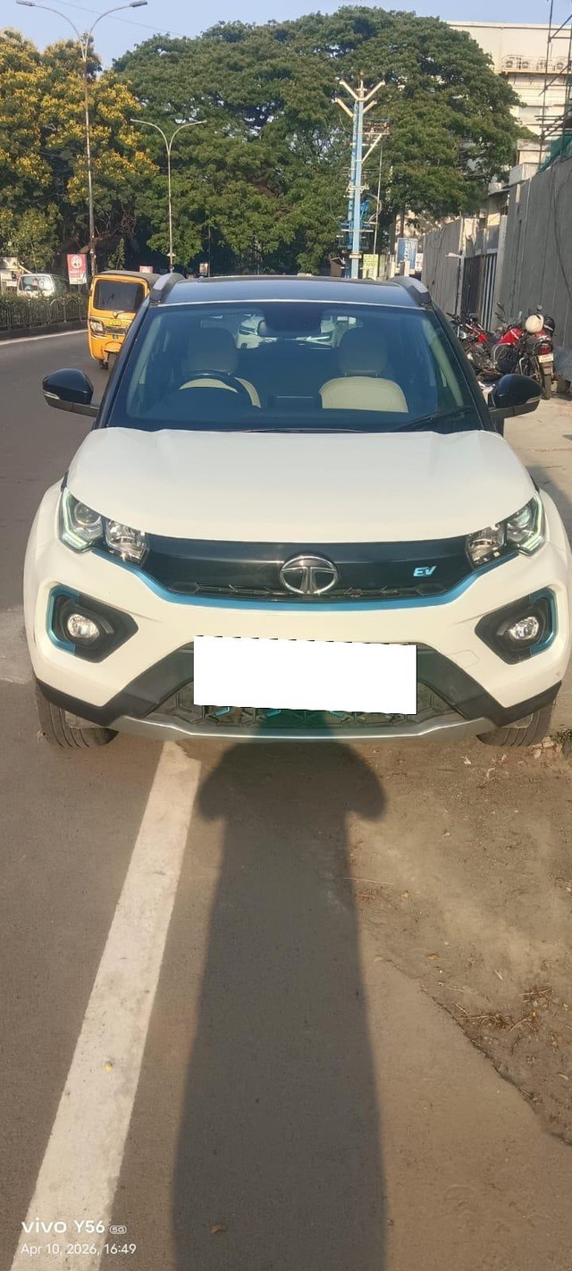 Tata Nexon EV XM - Photo 8