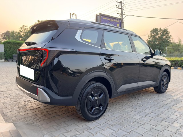 Kia Carens Clavis EV HTX 6Str - Photo 3