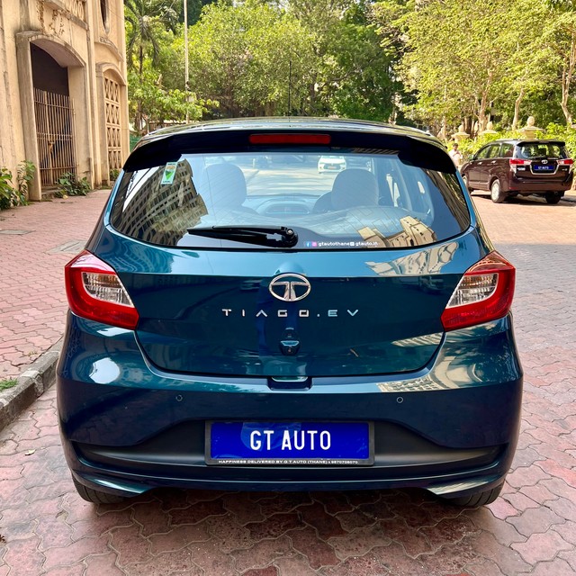 Tata Tiago EV XZ Plus Tech LUX LR - Photo 6