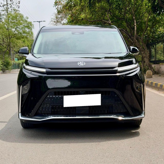 MG M9 Presidential Limo - Photo 7