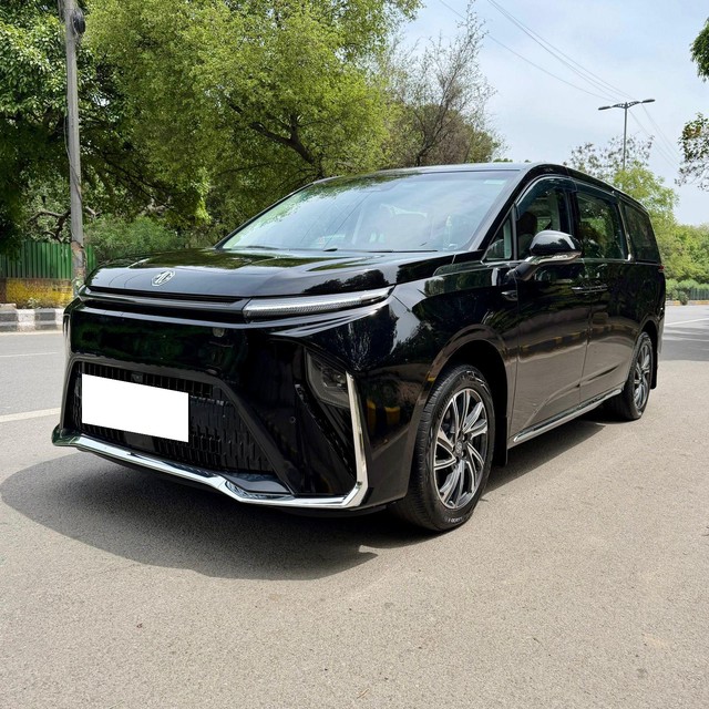 MG M9 Presidential Limo - Photo 6