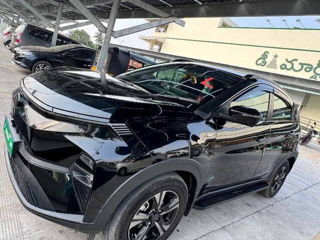 Tata Nexon EV Empowered Plus 45 Red Dark - Photo 3