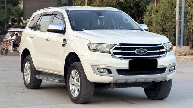 Ford Endeavour Titanium 4X2 Second-hand 2019 Ford Endeavour Titanium 4X2 for sale in Lucknow