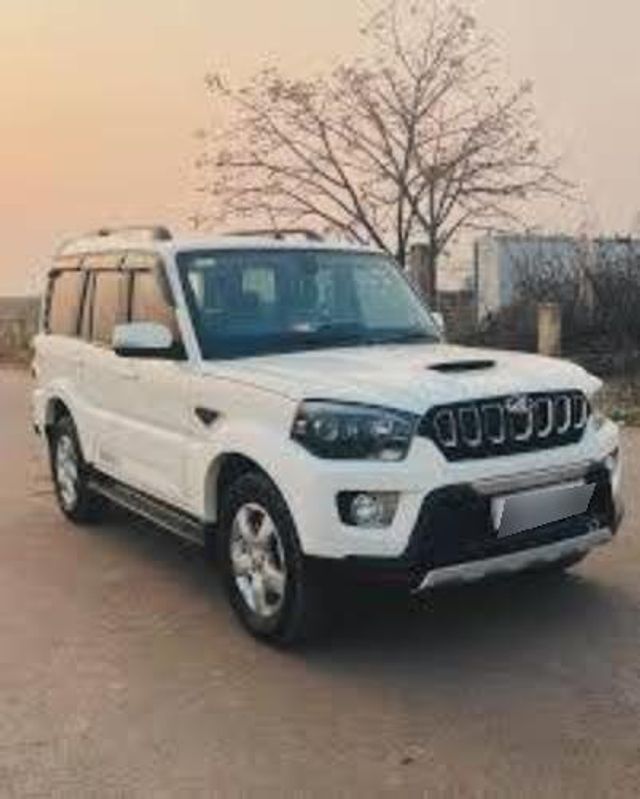 Mahindra Scorpio S11 Second-hand 2021 Mahindra Scorpio S11 for sale in Allahabad